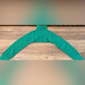 H&M Vibrant Green Ribbed Turtle Neck Sweater XS